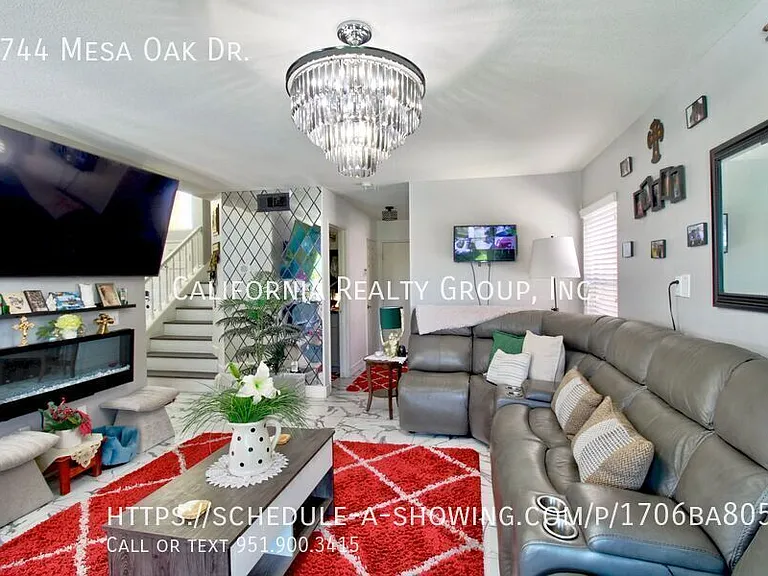 8744 Mesa Oak Dr — Photo 12