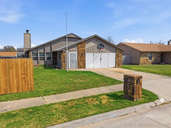 14209 E 37th Pl, Tulsa, OK 74134