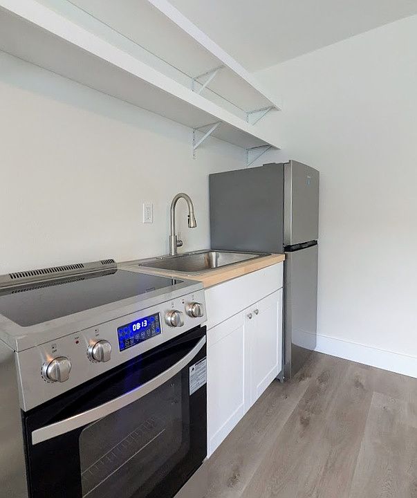 1st image of 542 Osceola St #10
