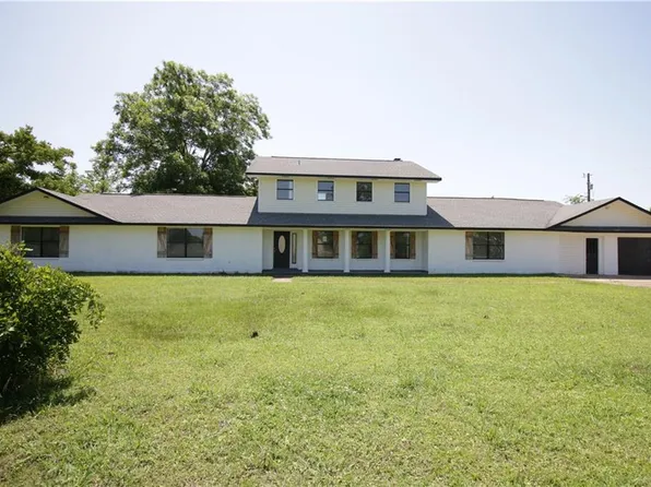 490 McKeithen Dr, Alexandria, LA 71303