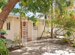 31 SW 5th St #3, Dania, FL 33004