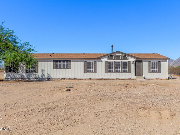 2nd image of 1812 N 194TH Avenue