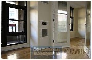 3rd image of 123 W 23rd St