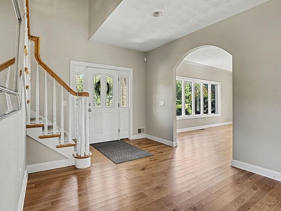 4th image of 8405 N 30th St