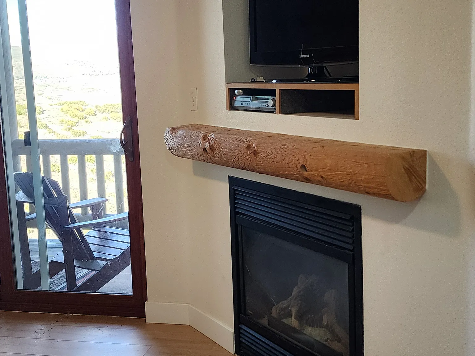 2 bed, 1028 sqft, $2,381 — Photo 3