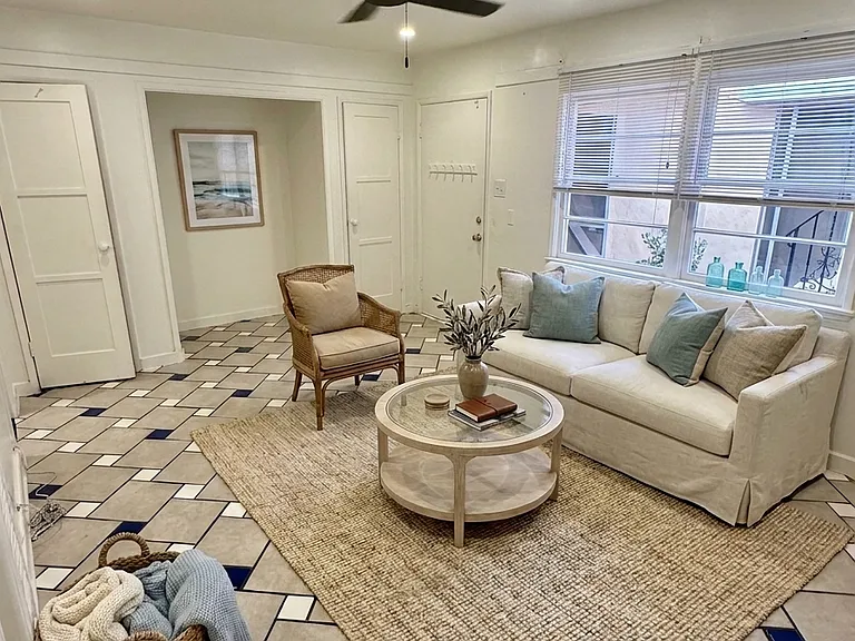 4109 E Ocean Blvd — Photo 2