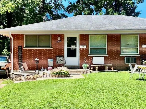 3213 Buder Ct, Saint Ann, MO 63074