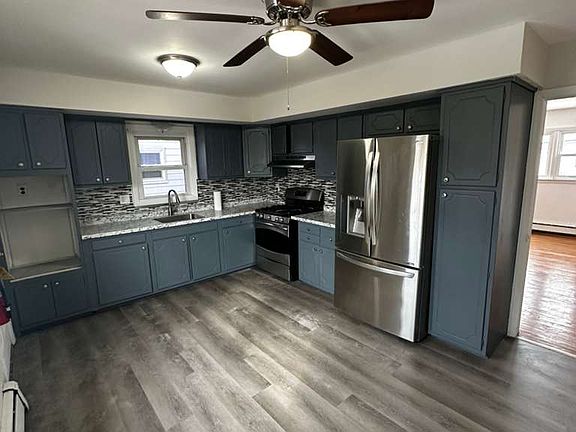 3rd image of 428 N Taylor Ave #1