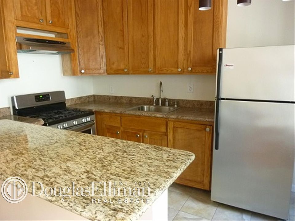 1st image of 80 Winthrop St APT X5