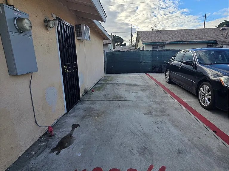 11323 1/2 Schmidt Rd — Photo 6