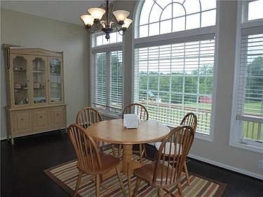 5th image of 819 Deep Lake Dr