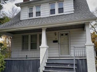 33 S Marshall St, Pontiac, MI 48342