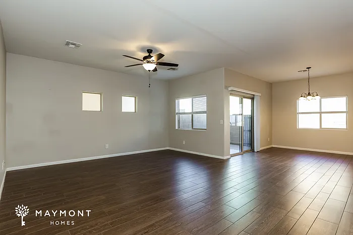 3 bed, 2.5 bath, 1791 sqft, $1,996 — Photo 4
