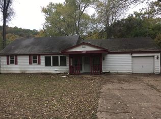 1217 Kiefer Creek Rd, Ballwin, MO 63021