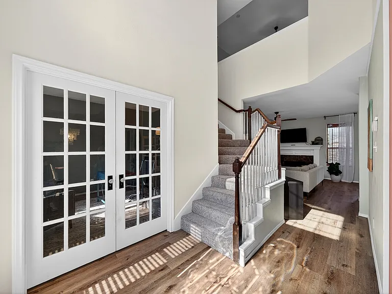 1011 Aylesbury Dr — Photo 15