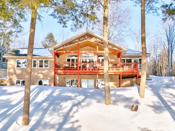 5845 W Straits Lake Rd, Wetmore, MI 49895