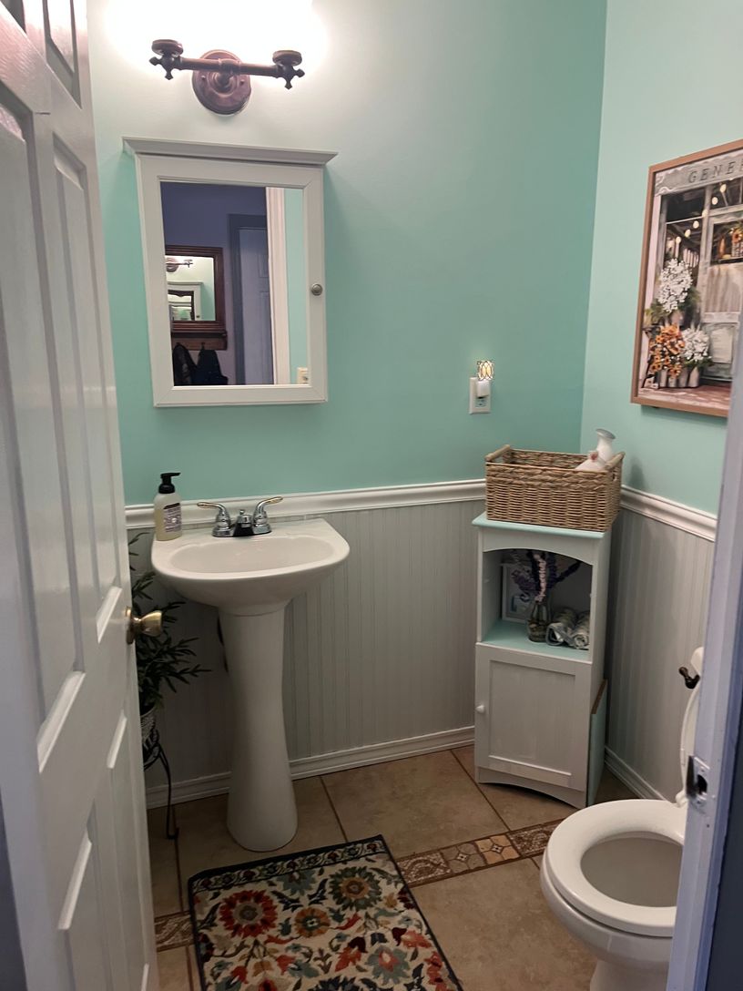  1st floor bath 