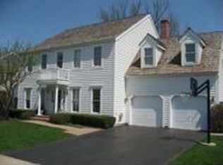 493 Long Hill Rd, Gurnee, IL 60031