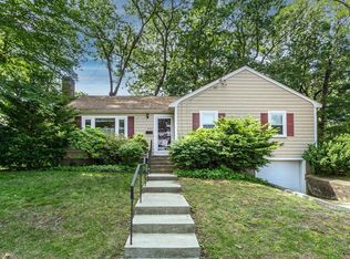 393 Hillcrest Rd, Needham, MA 02492
