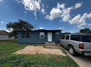 1506 Bates St, Lubbock, TX 79401