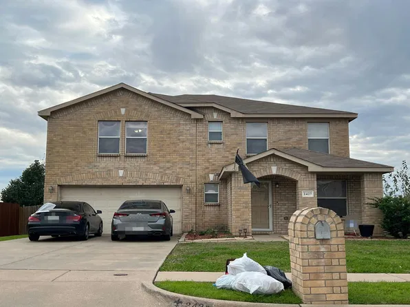 2427 Silverado Trl, Grand Prairie, TX 75052