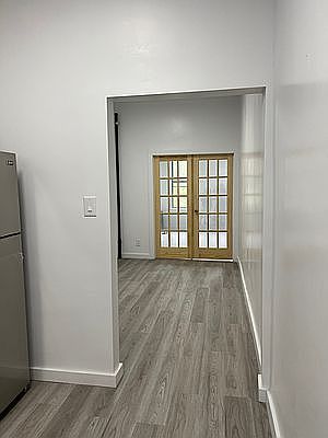3rd image of 1444 Gates Ave APT 3R