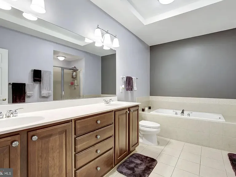 7133 Mason Grove Ct #14 — Photo 4