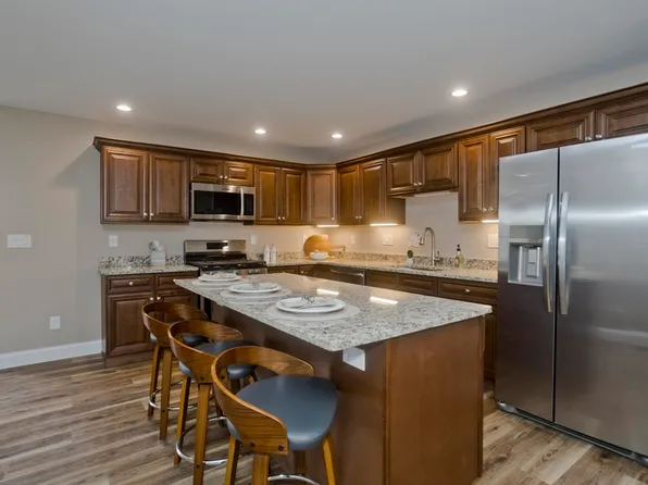 4 Sabrina Way #C, Agawam, MA 01001