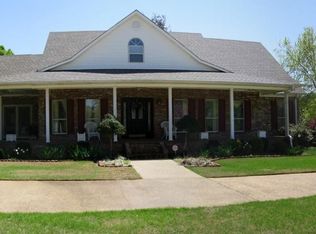 3754 Ballardsville Rd, Tupelo, MS 38804