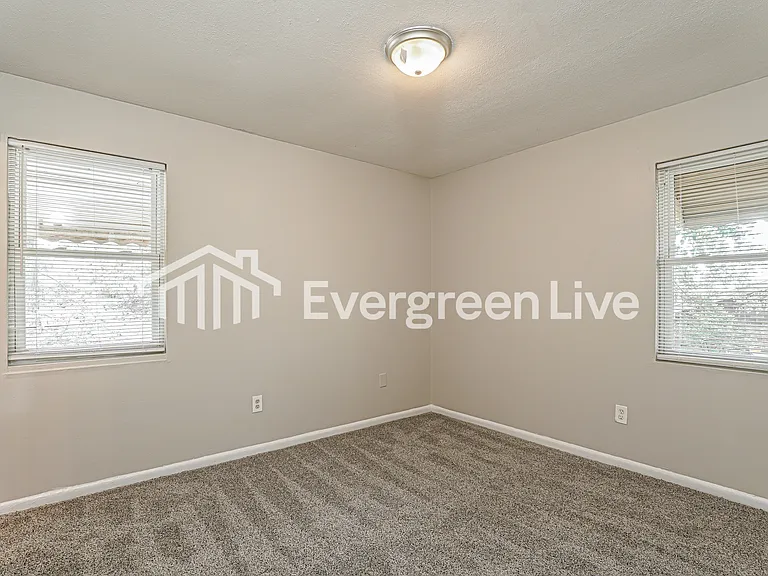 3406 Chadbourne St — Photo 11