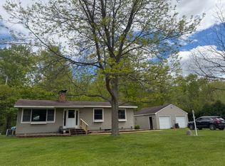 10898 Bunker Hwy, Eaton Rapids, MI 48827