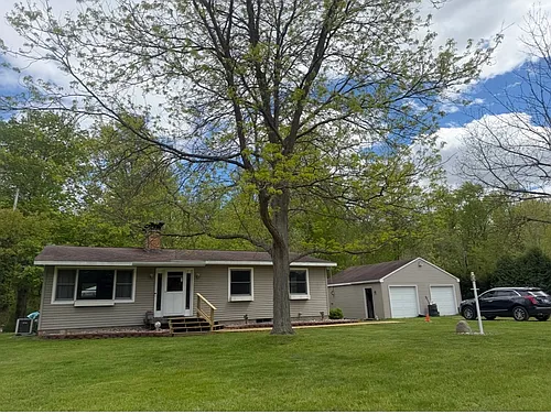 10898 Bunker Hwy Photo 1