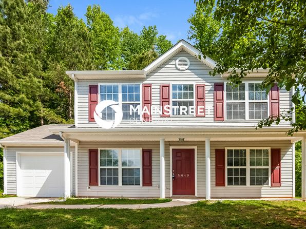 5949 Hamilton Oaks Dr