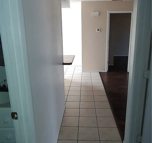 723 SE 10th St — Photo 10