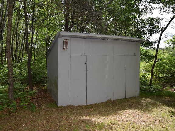 5th image of 4411 Lunsman Dr