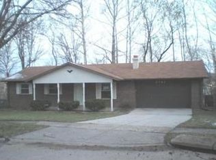 1747 Red Robin Ct, Saint Louis, MO
