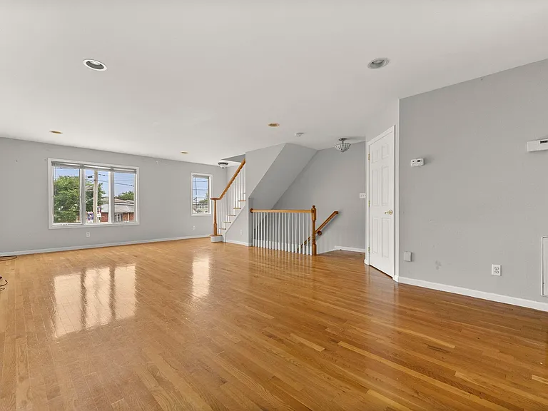2 Hops Commons Ct — Photo 6