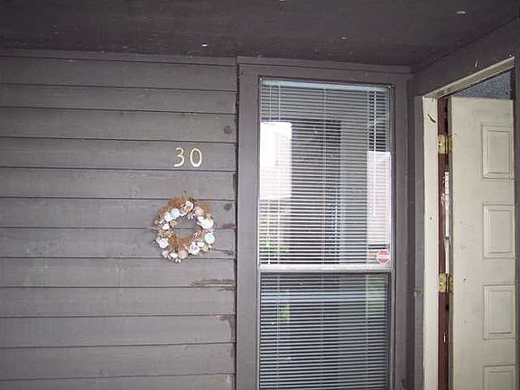 5th image of 30 Lake Barnett Dr