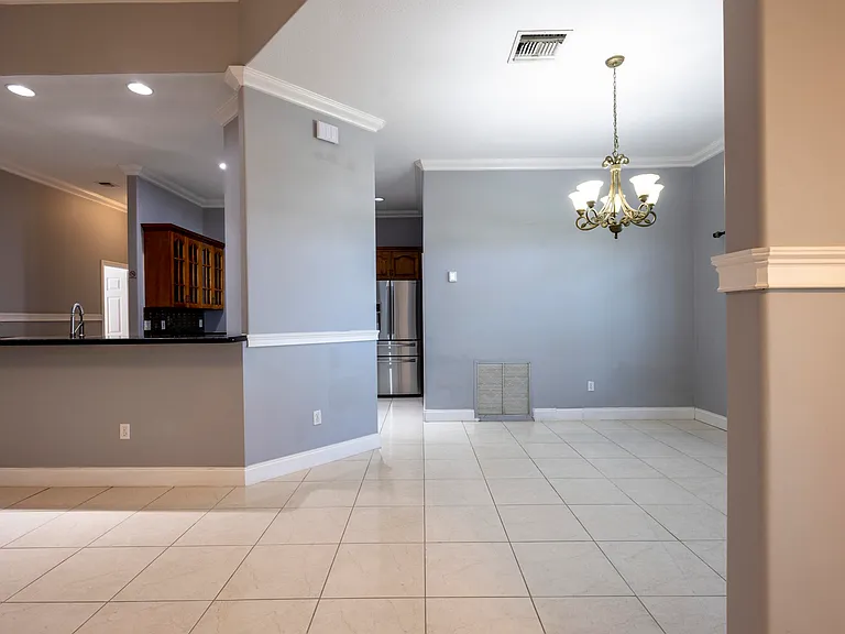 4074 SW Kallen St — Photo 5