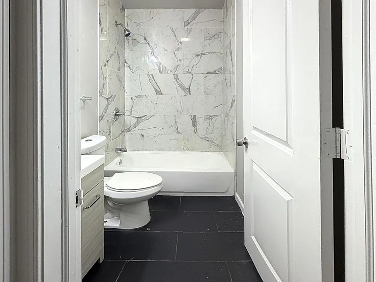 5820 Belmar St — Photo 14