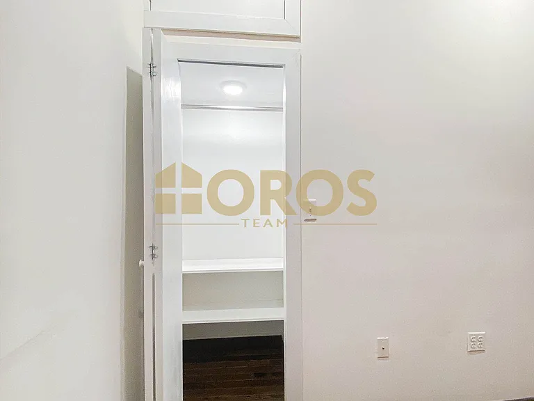 46 Grand St #1R — Photo 8