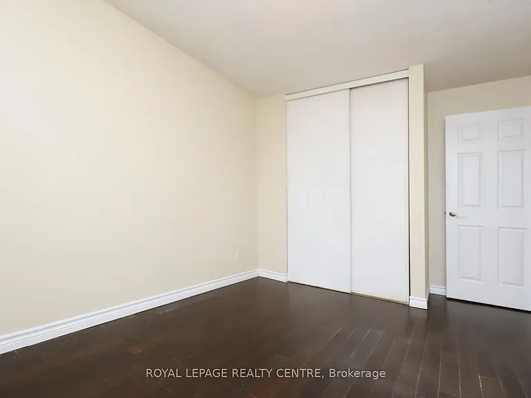 1021 Cedarglen Gate #16 — Photo 33