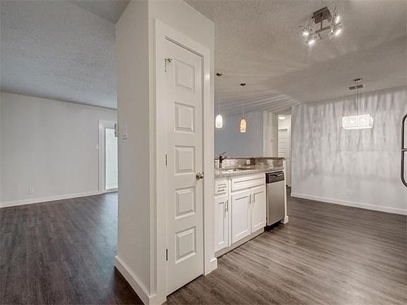 4th image of 5701 Cherry Park #A