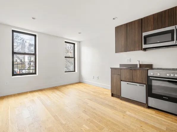 738 East 6th Street image 1 of 13