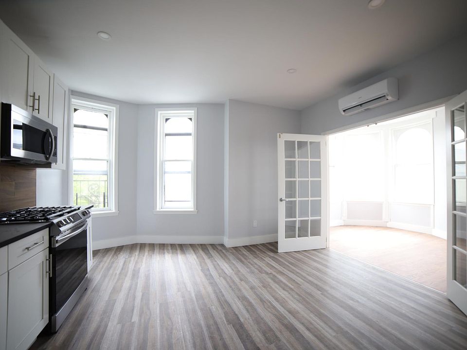 2nd image of 168 Ocean Ave #10B