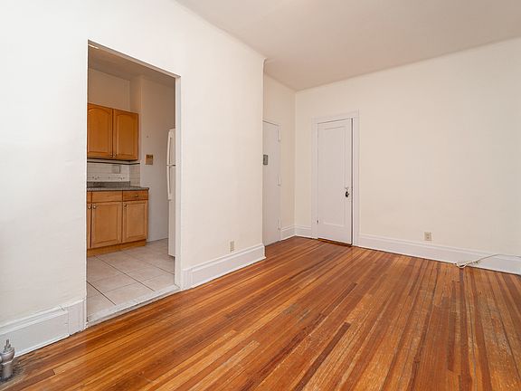 2nd image of 31-19 47th St #3F