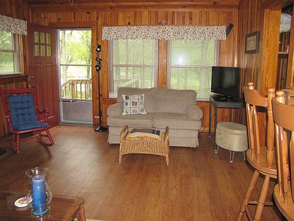 5th image of 81 Beshears Ln