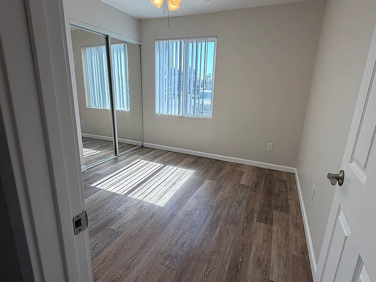 84 Kingswood Dr #6 — Photo 4