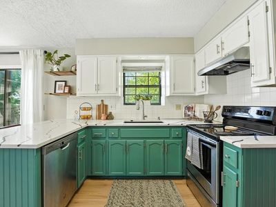 10109 W 86th Ter, Overland Park, KS, 66212