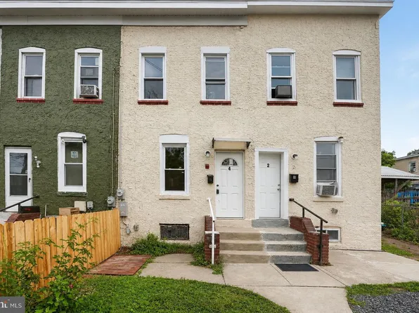 4 Lansing Aly, Trenton, NJ 08638